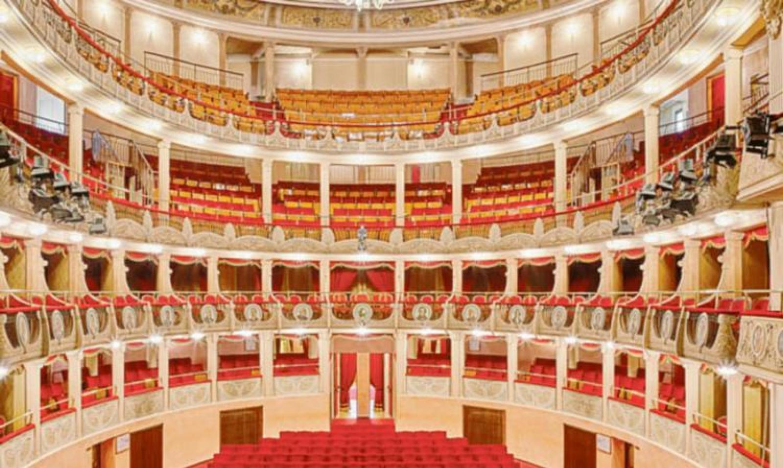 Ultime battute dei lavori al Sociale