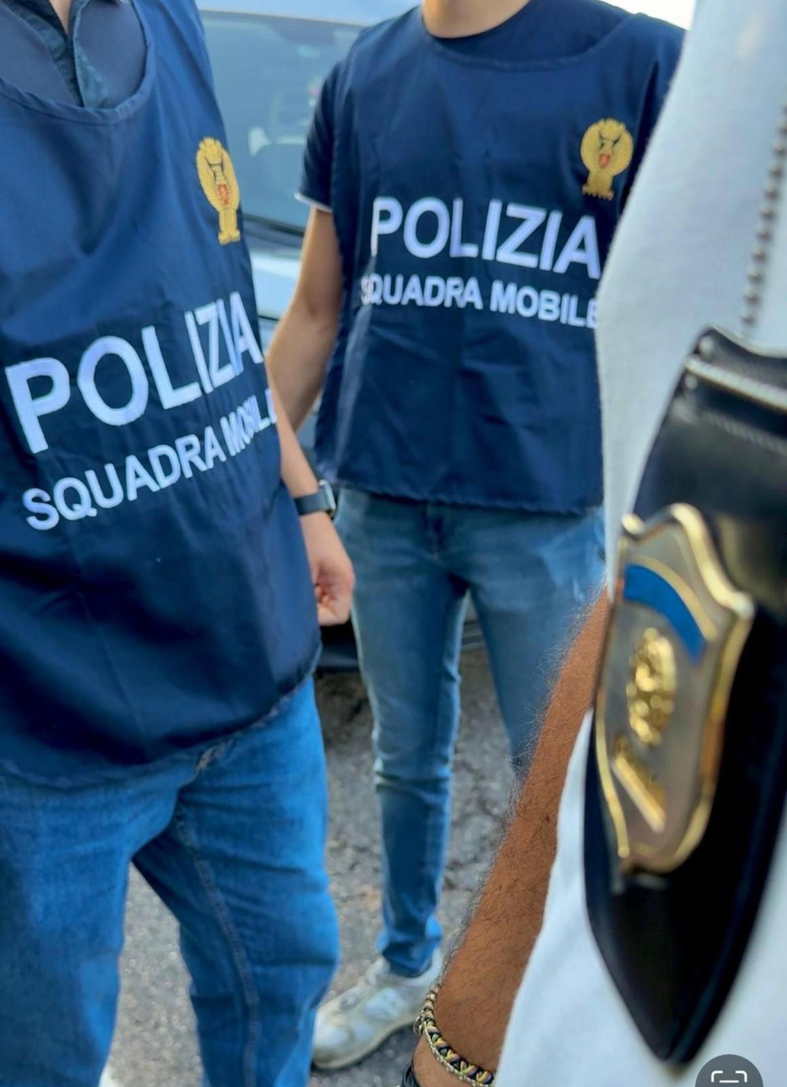 Inizia a delinquere poco pi&ugrave; che maggiorenne: a 24 anni finisce in carcere