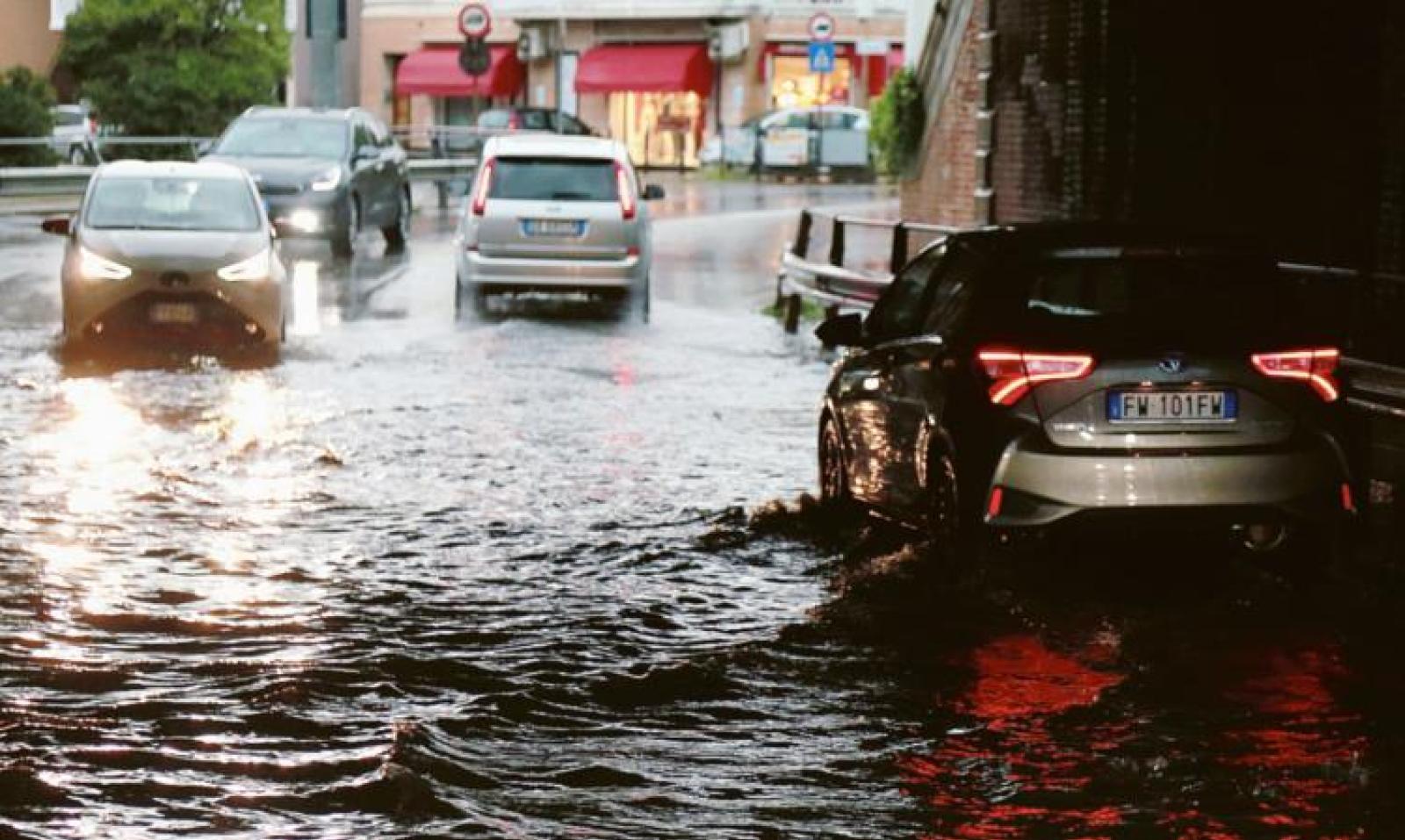 &ldquo;Cos&igrave; il sottopasso resta a secco&rdquo;