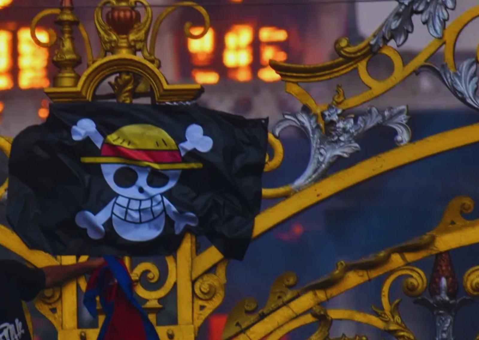 Il vessillo di One Piece diventa bandiera di libert&agrave;