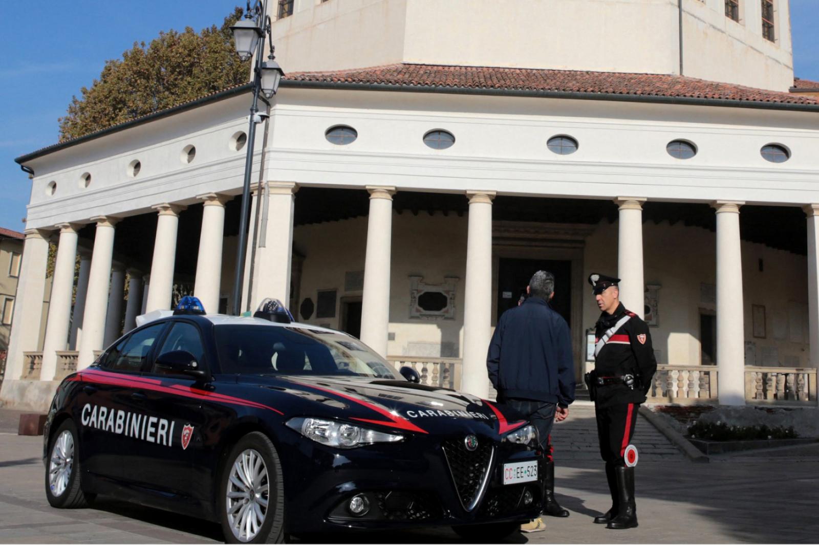 I vandali della Rotonda sono due ragazzine