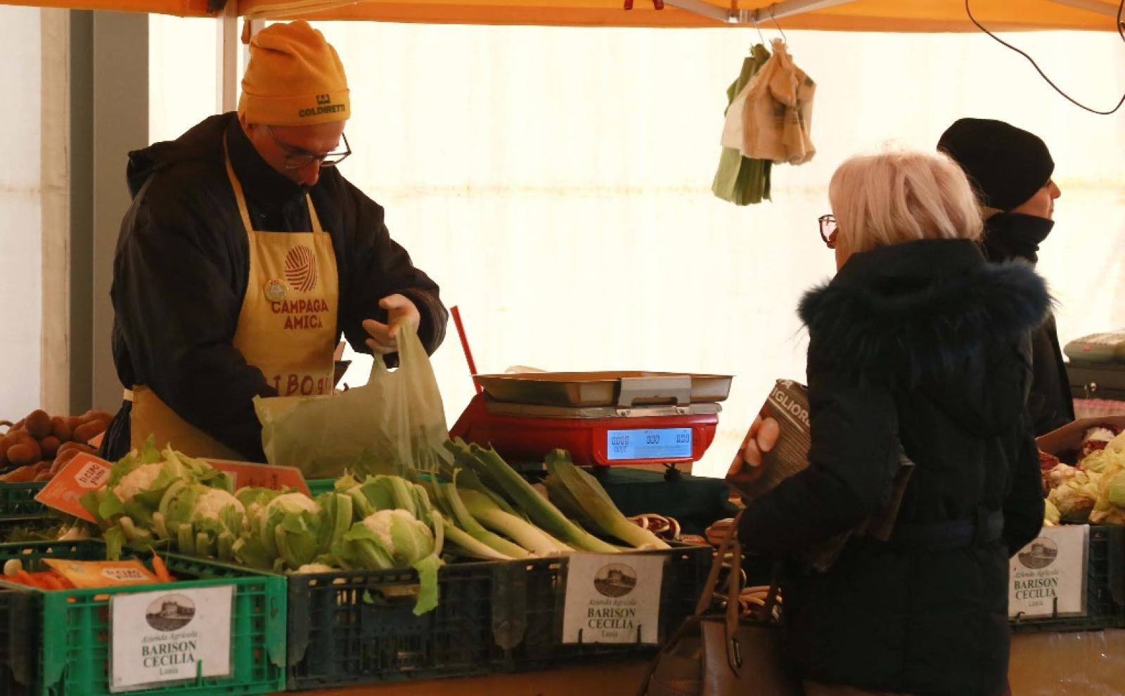Mercati agricoli, avviso per tre: due si rinnovano uno in arrivo