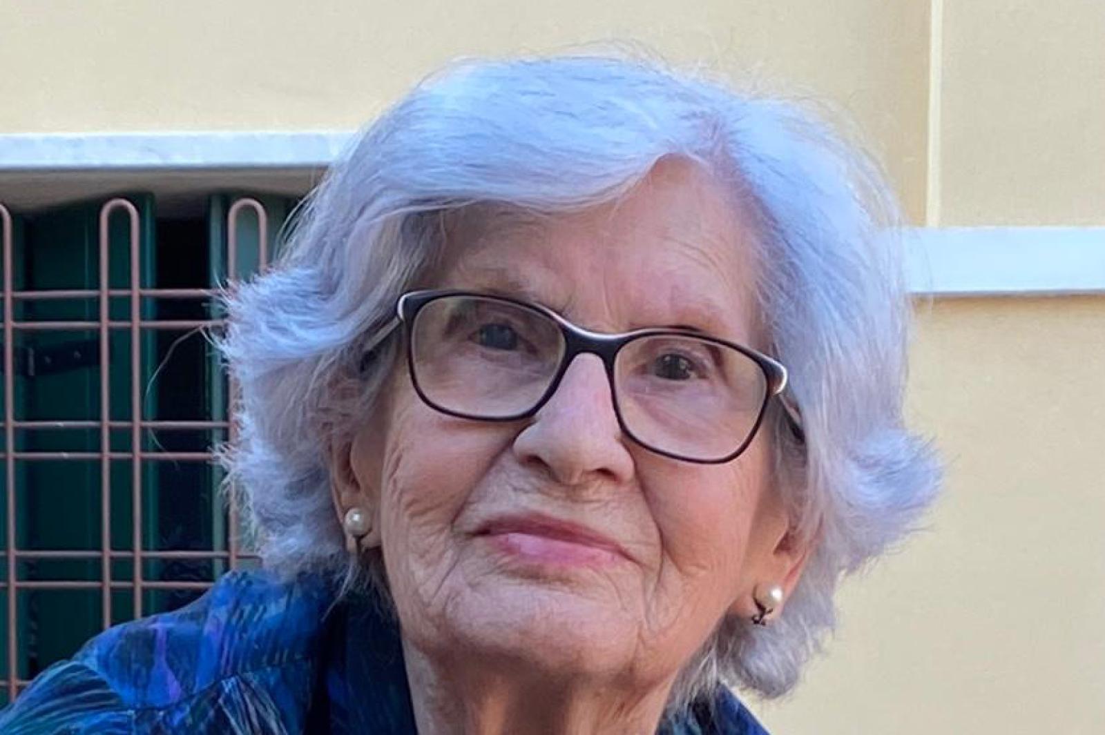 Addio alla maestra Violetta