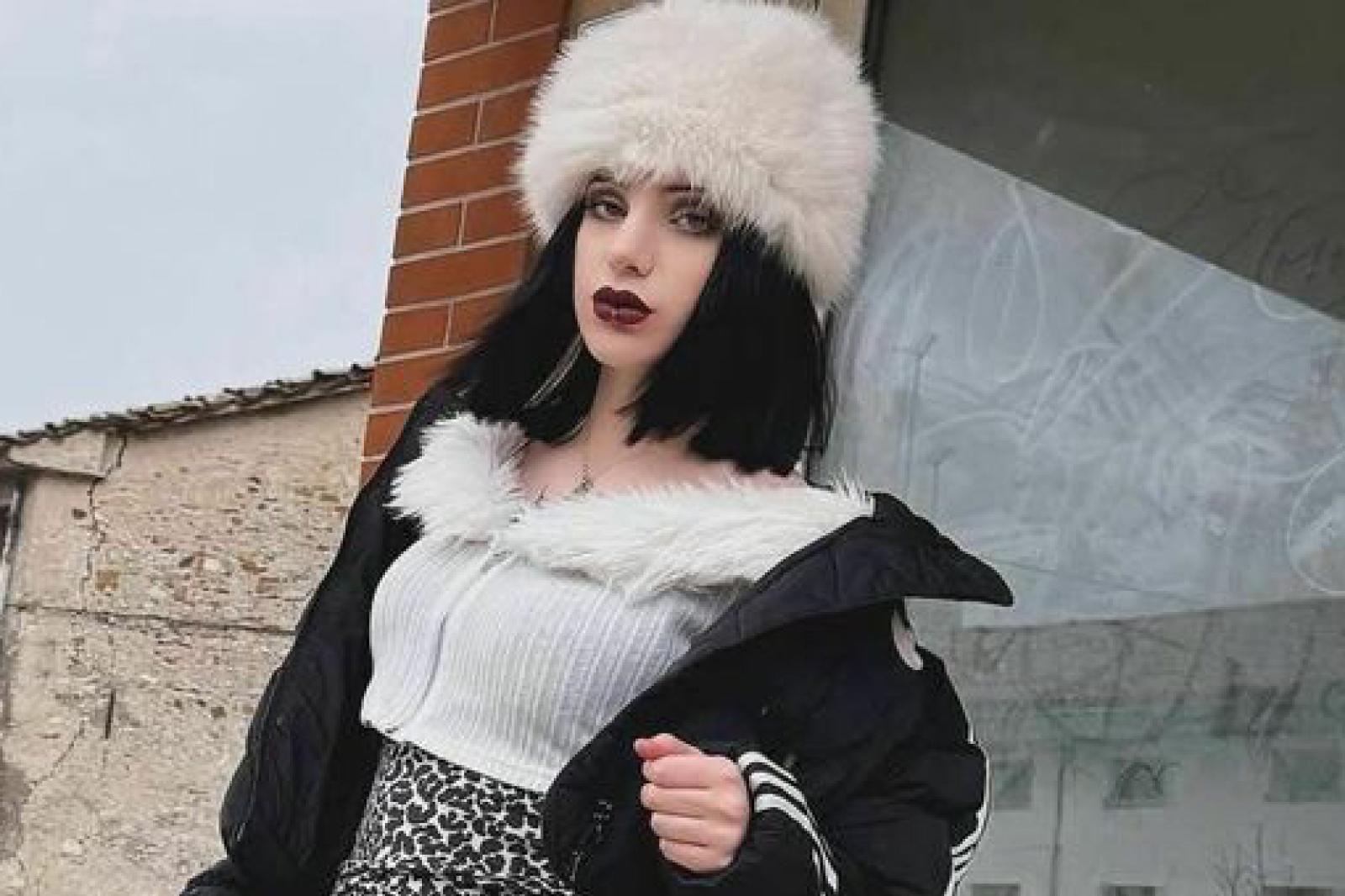 Chiara muore a 18 anni, senza un perch&eacute;