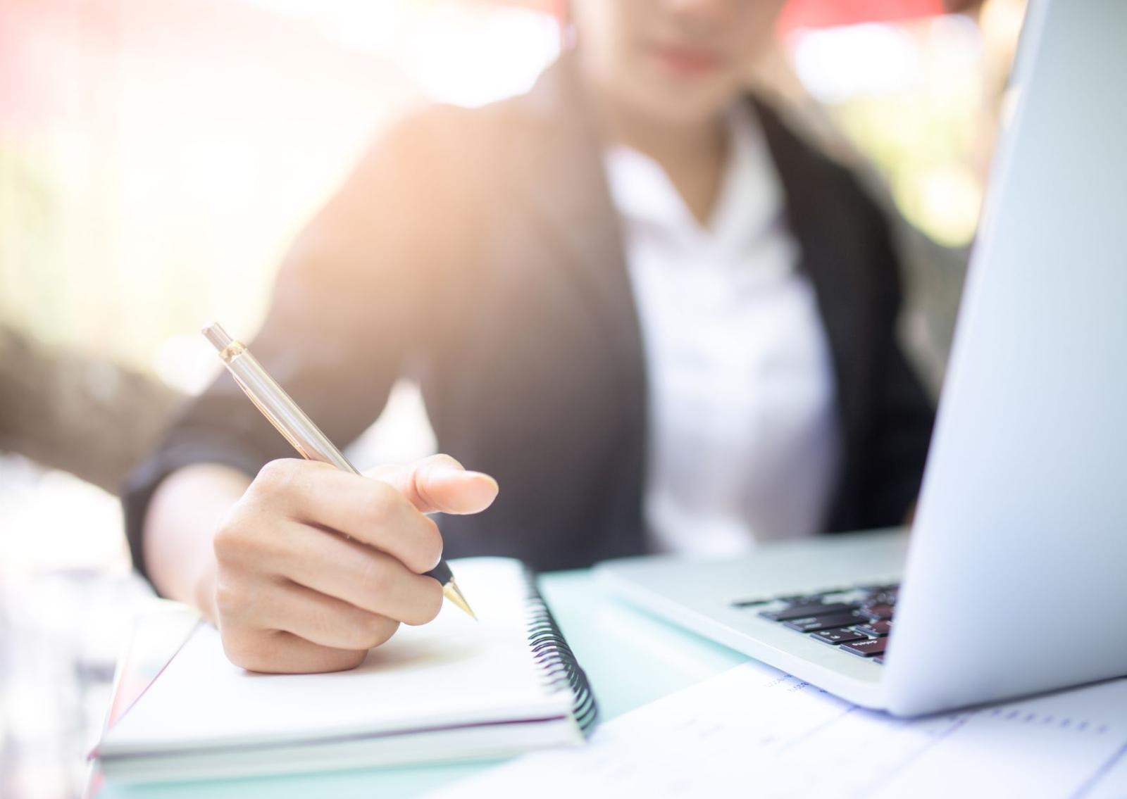 Siamo lontani dalla parit&agrave;