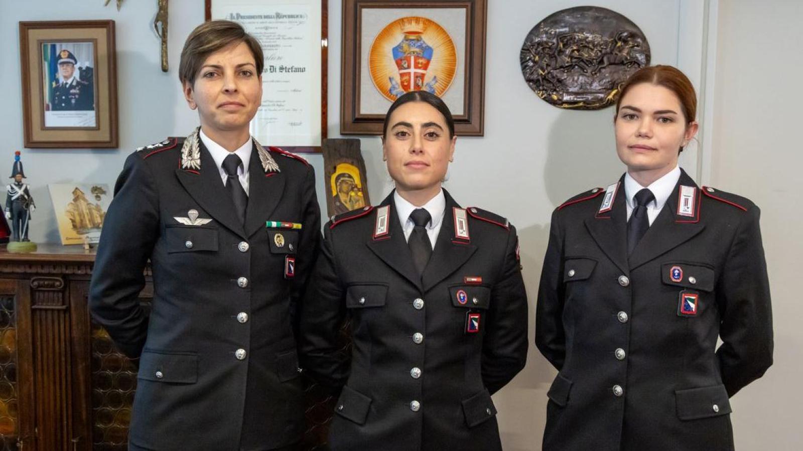 Salvato dalle giovani carabiniere