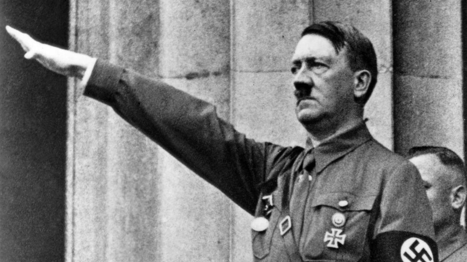 Hitler era microdotato