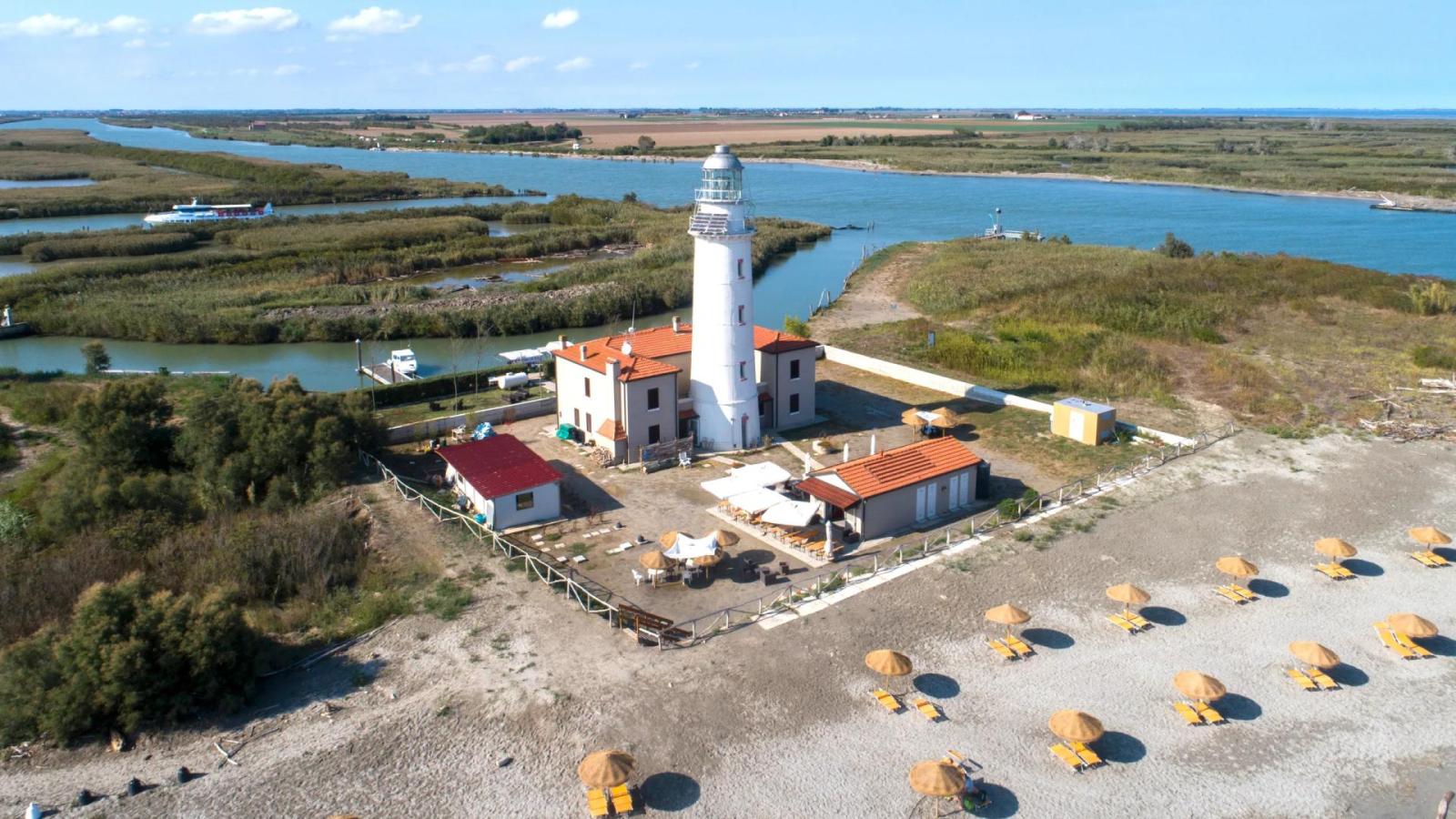 "L'Isola dell'Amore sta sparendo"