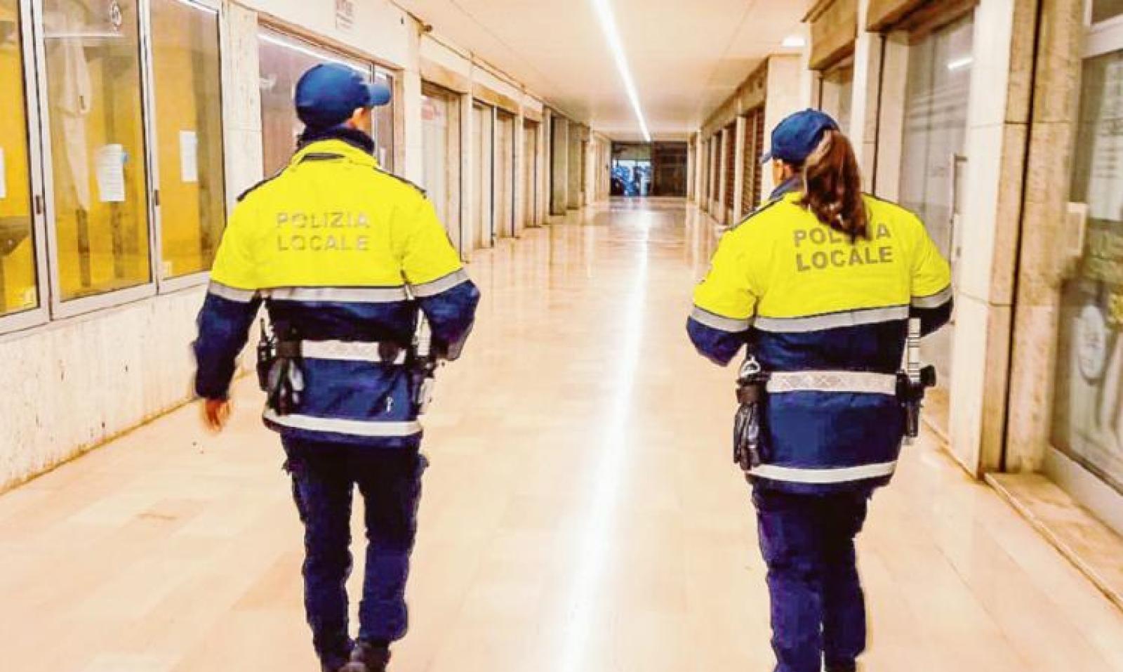 Braccio di ferro sulla polizia locale