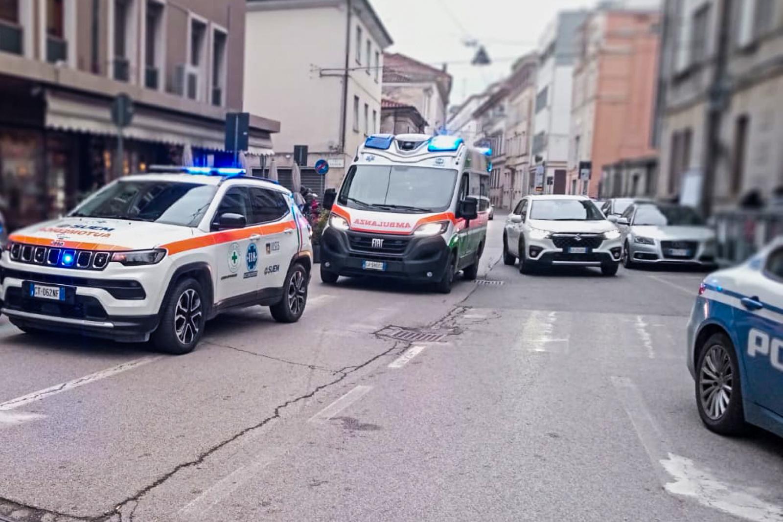 Tragedia in pieno centro
