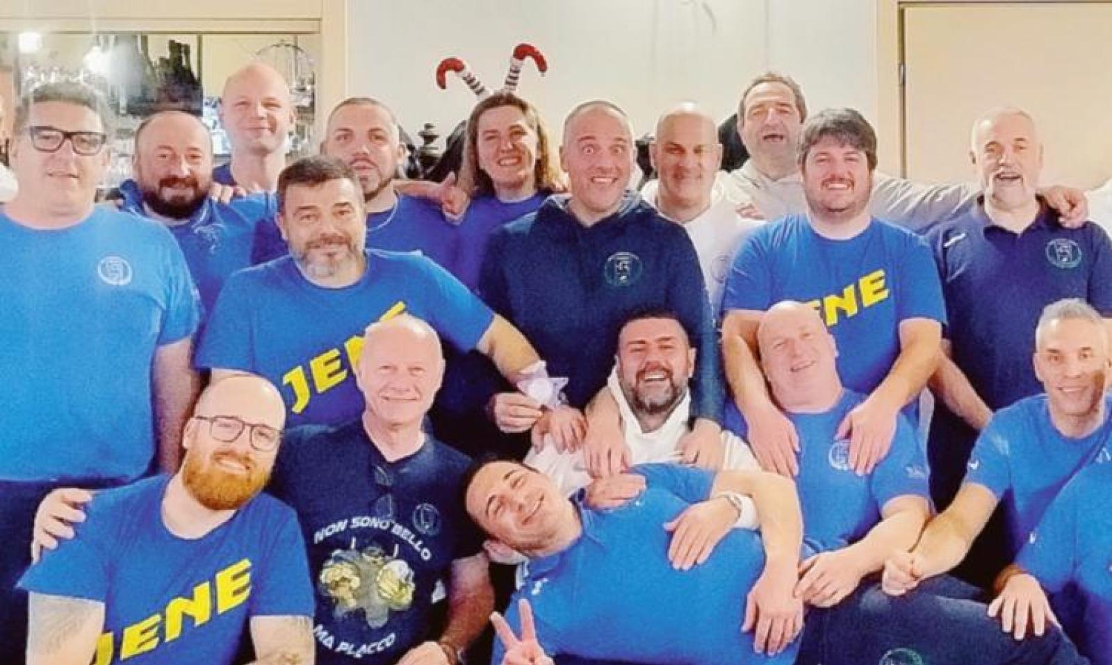 Le Jene &ldquo;ridono&rdquo; insieme a cena