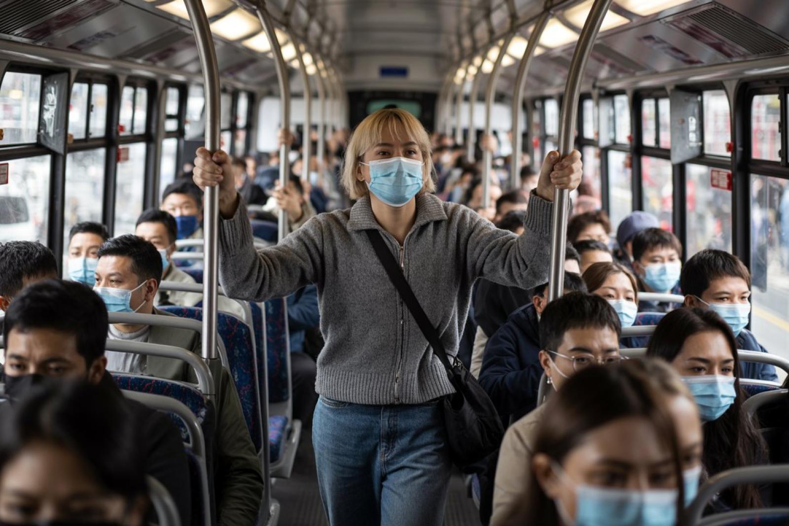 "Influenza: mascherina consigliata sui mezzi pubblici"