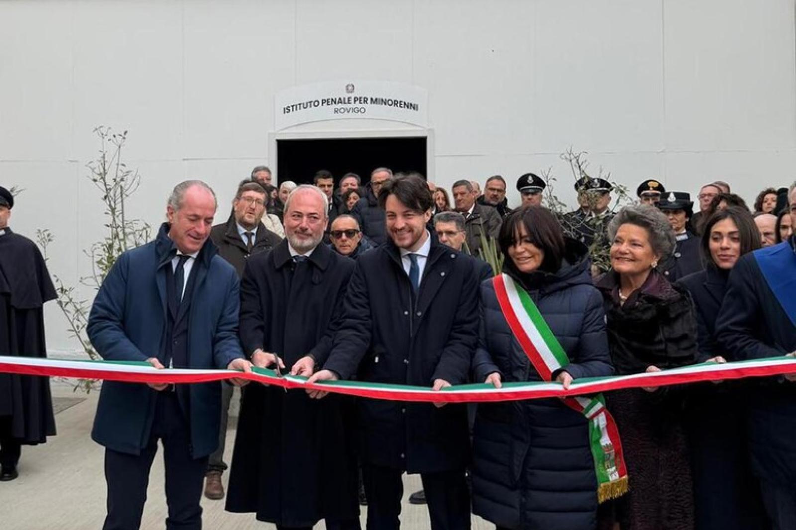 &ldquo;Perch&eacute; un carcere in centro?&rdquo;