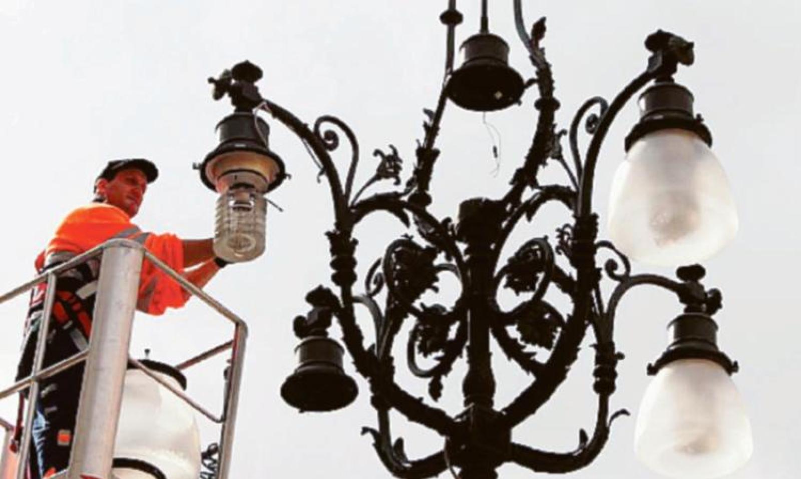 Illuminazione, delibera sulla gestione