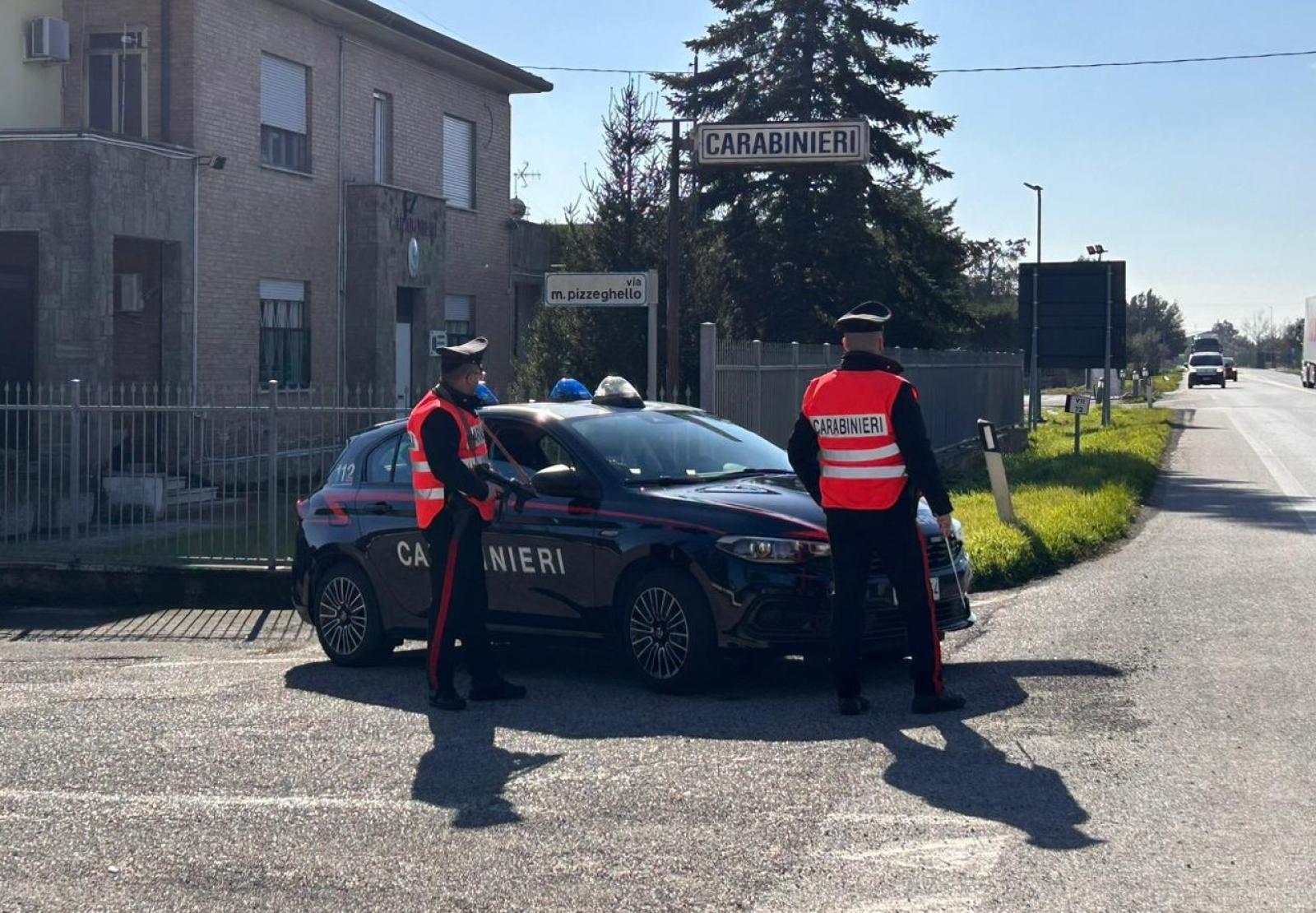 Preso con la droga dopo l'inseguimento