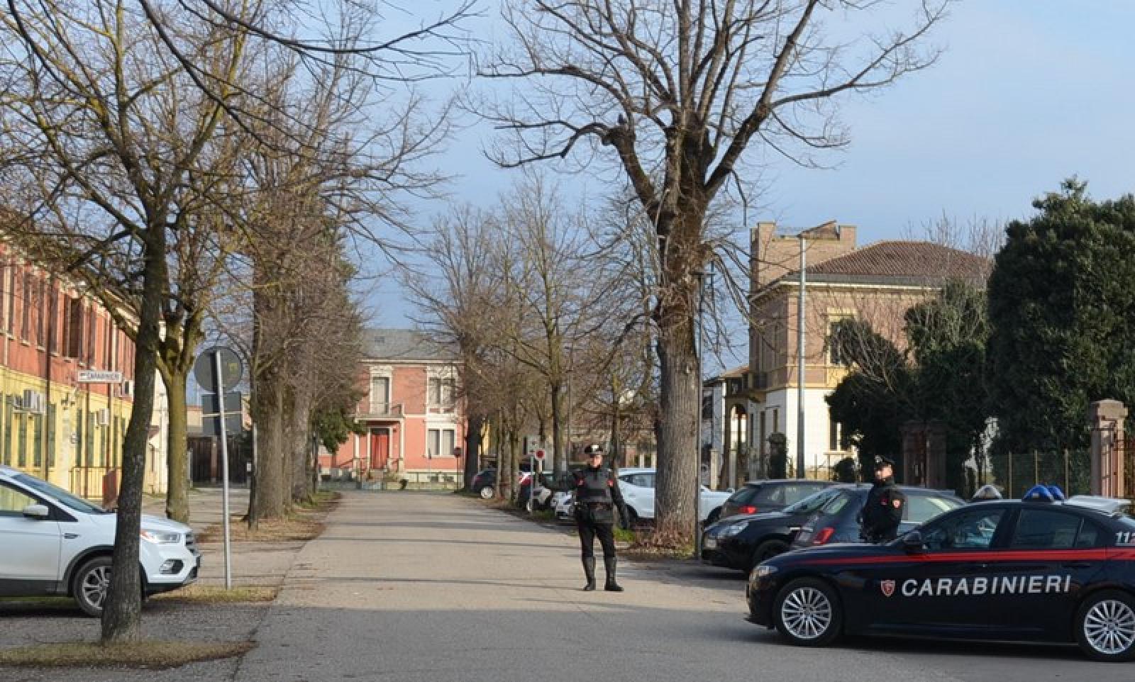 Fermato con lo sfollagente: denunciato