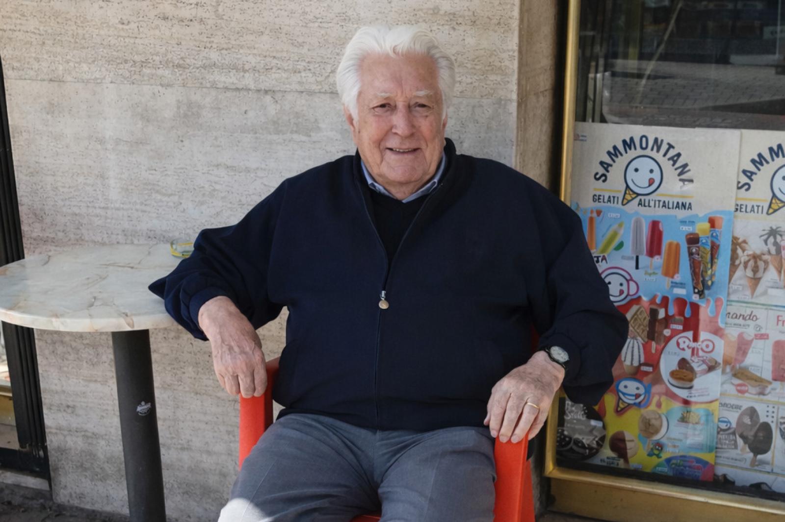 Addio Abramo, storico commerciante