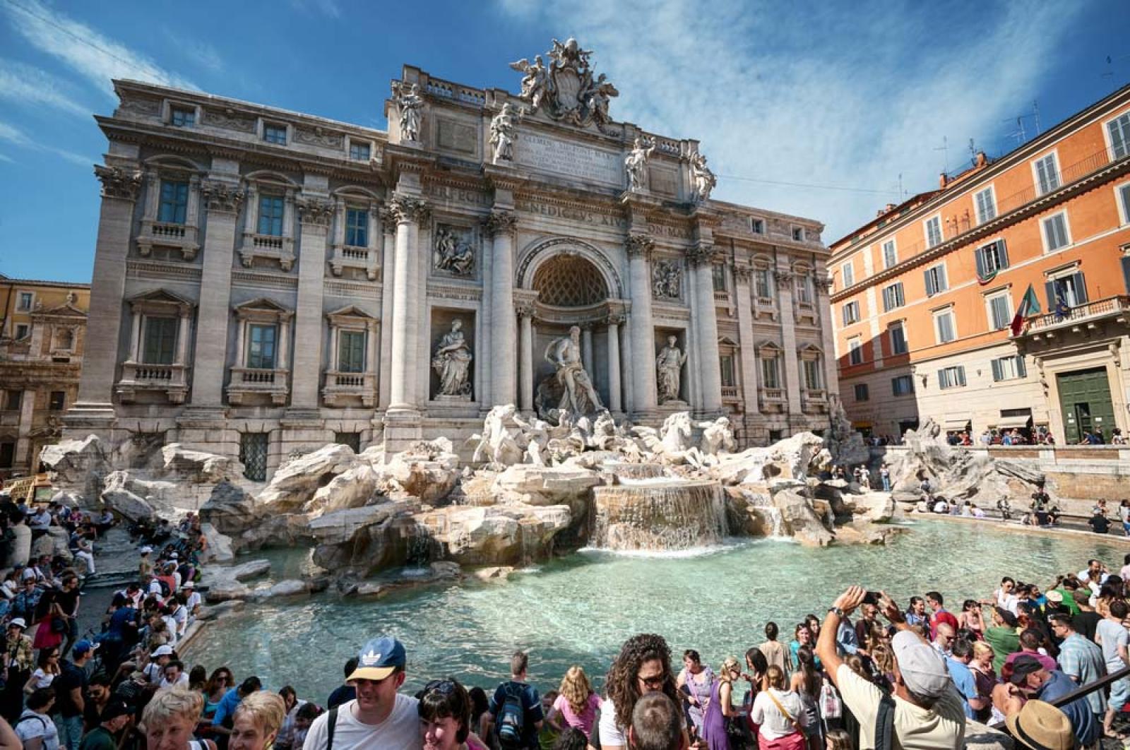 Fontana di Trevi a pagamento: 2 euro per entrare dal 2 febbraio