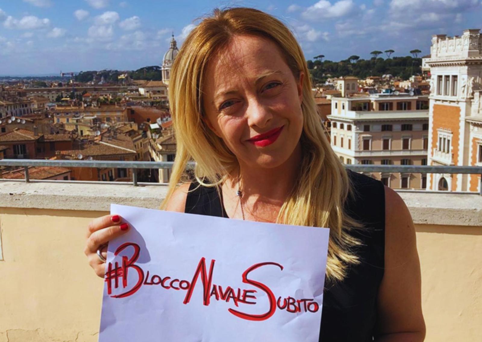 Blocco navale, la svolta del governo