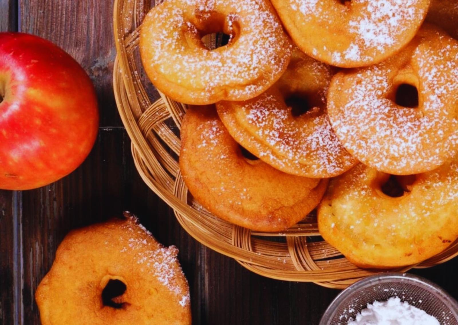 Frittelle di mele, il sapore del Carnevale