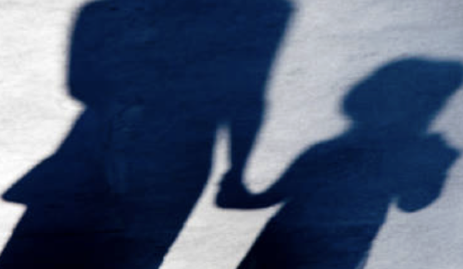 Tenta di rapire una bimba al supermercato, arrestato