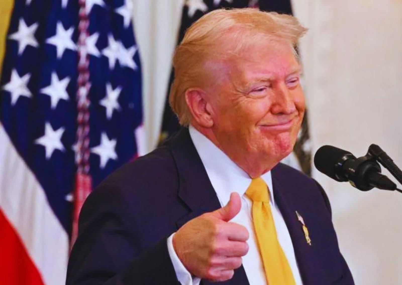 Trump promette i file sugli UFO