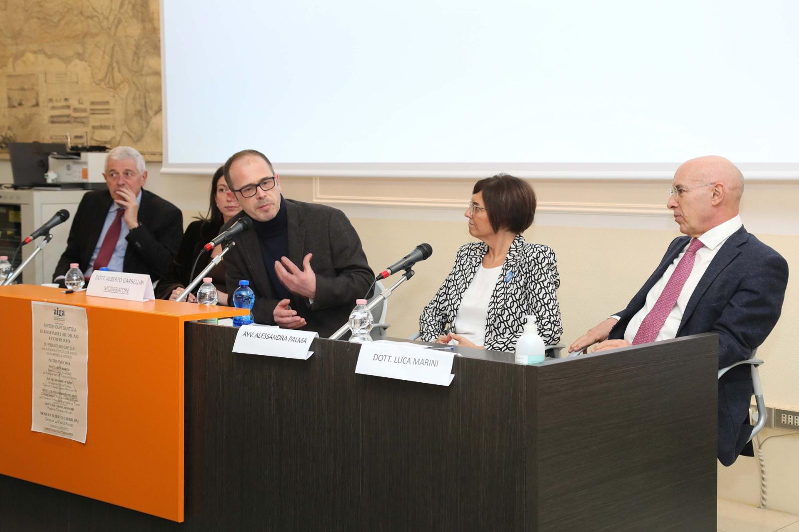 S&igrave; e no, i motivi del confronto