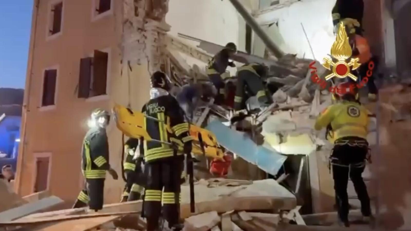 Esplode una palazzina: un morto, tre salvati