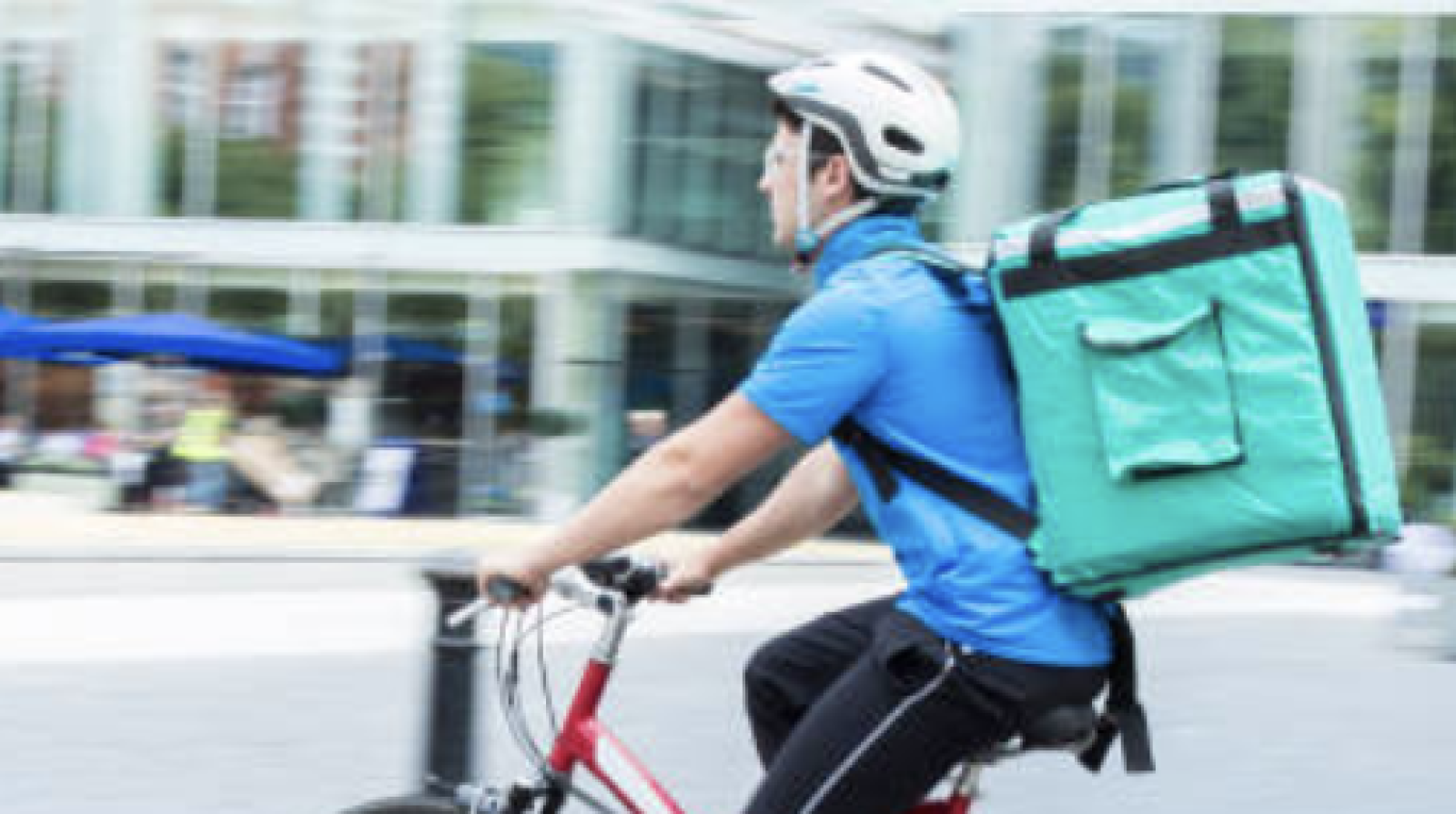 Deliveroo sotto controllo giudiziario per caporalato