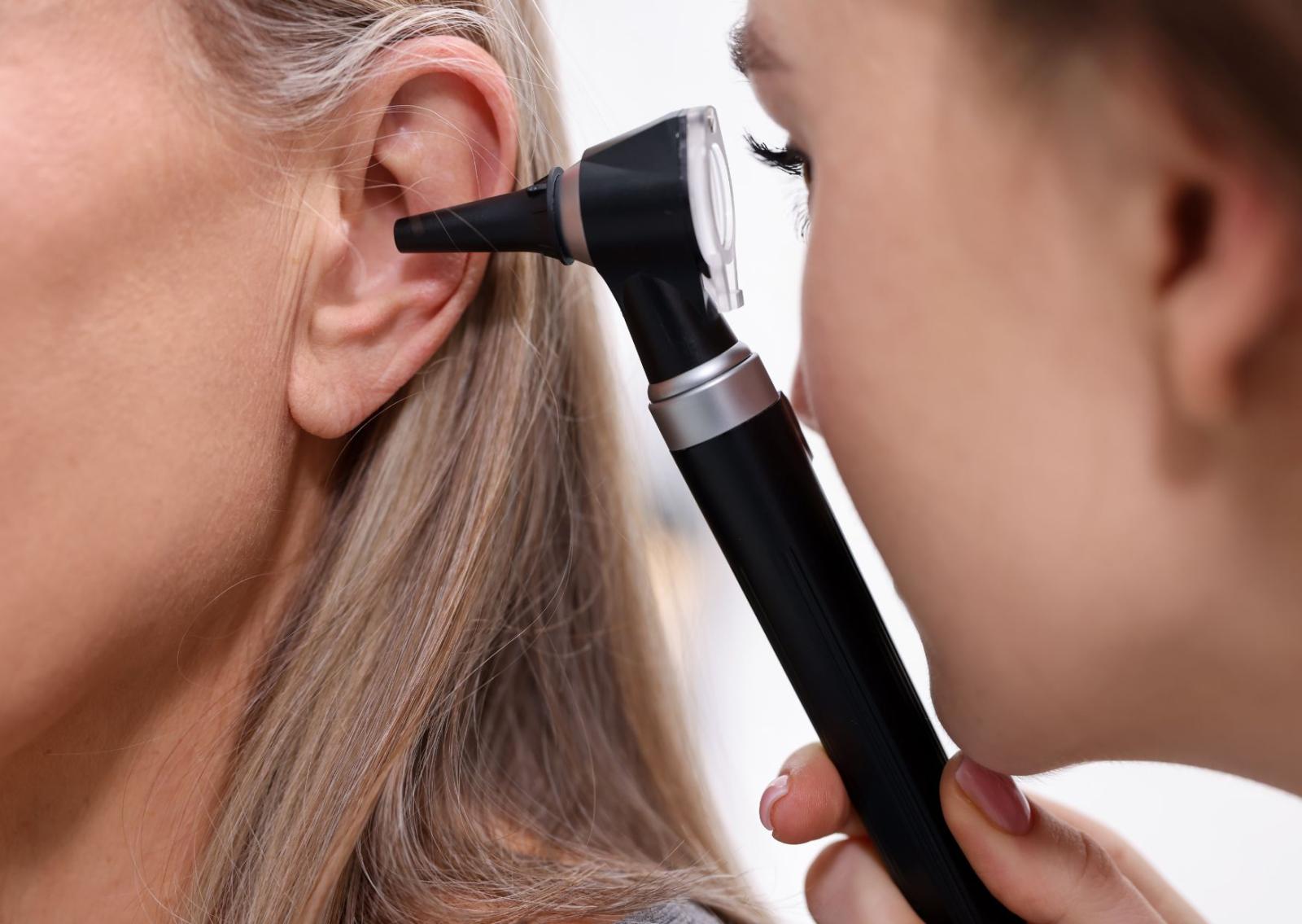 Musica nelle orecchie, ecco i rischi