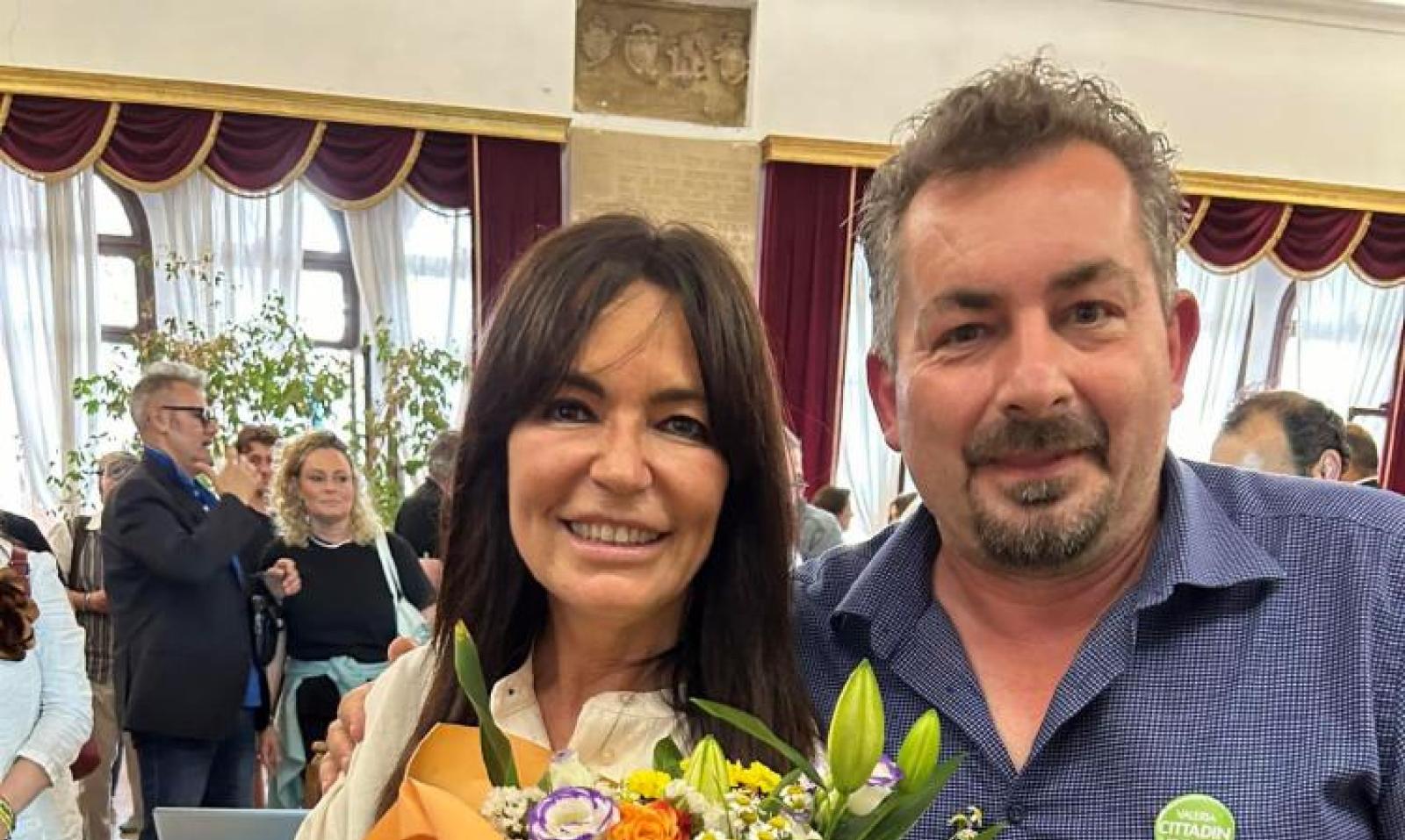 Asm, cda spaccato e giunta al buio