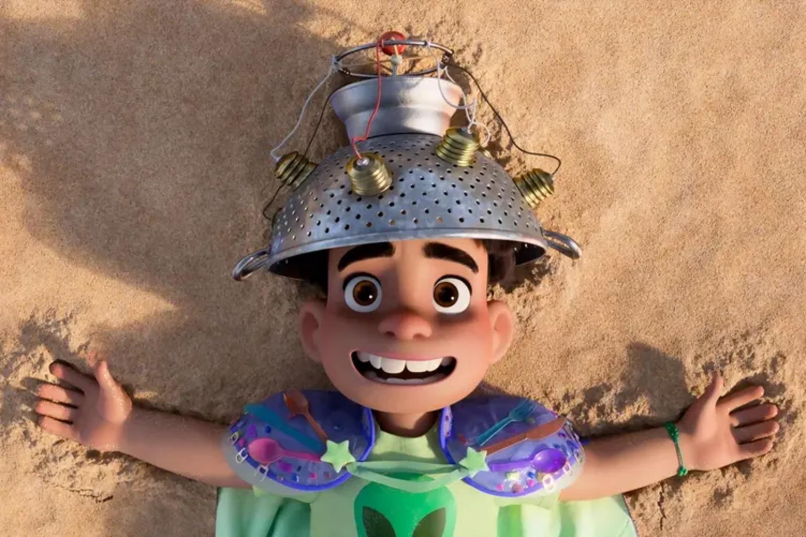 Pixar taglia la sottotrama gay da Elio