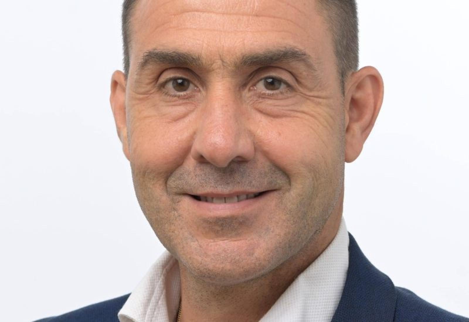 Il gruppo di Vannacci: &ldquo;Per fermare il caro energia compriamo gas russo&rdquo;