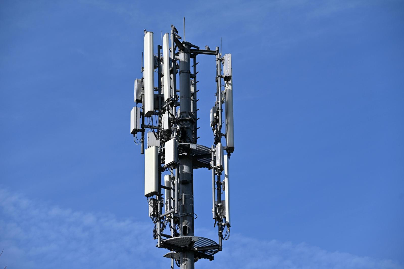 Telecomunicazioni, dopo il PNRR rischio tagli fino a 12mila posti