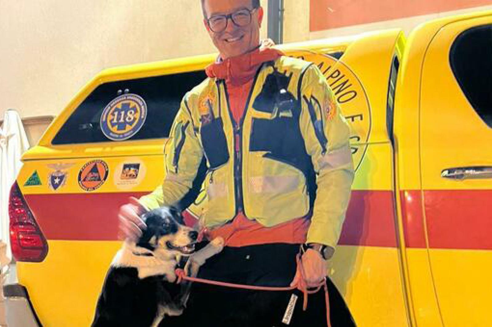 Scompare nel nulla, salvato dal cane