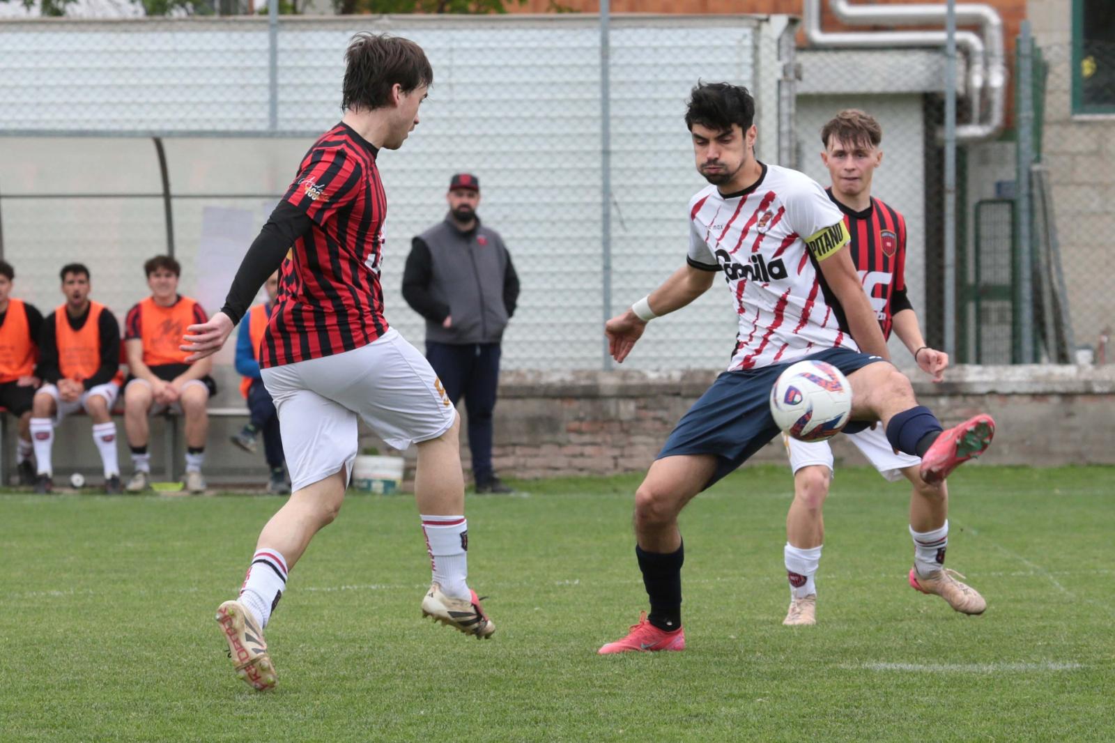 Vis Frassinelle Fratta vola in Seconda!