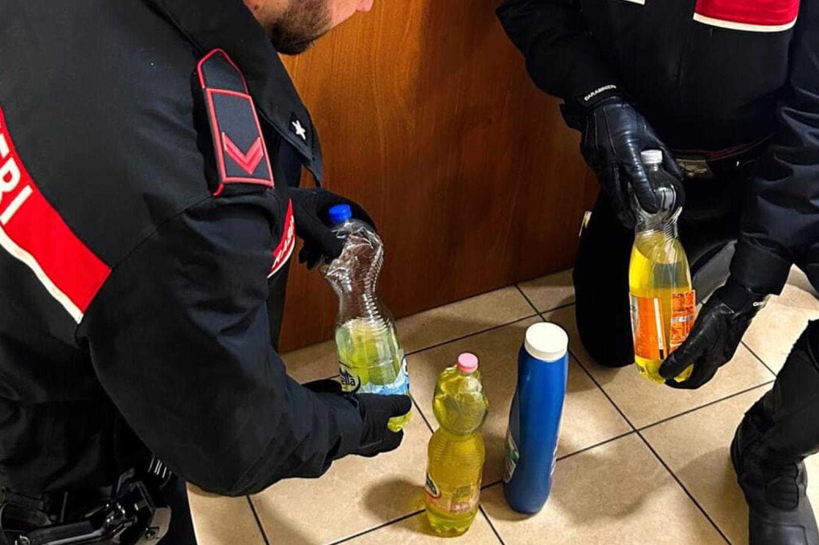 18enne deruba escort e cerca di incendiarle casa