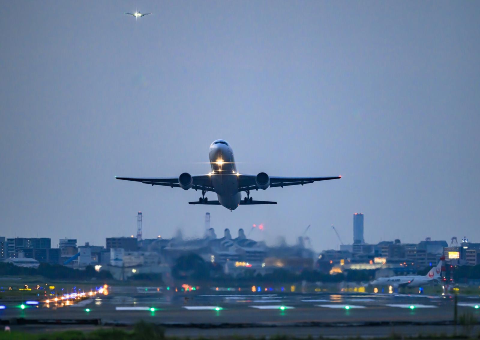 Carburante e voli cancellati, chiarezza Ue sui rimborsi