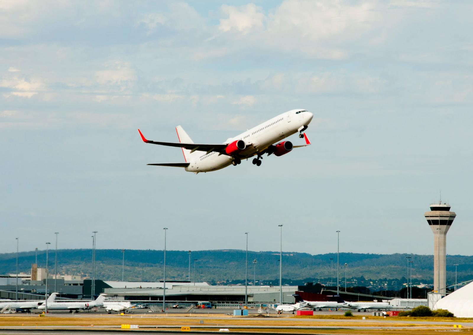 Carburante in crisi, nel mirino i jet privati