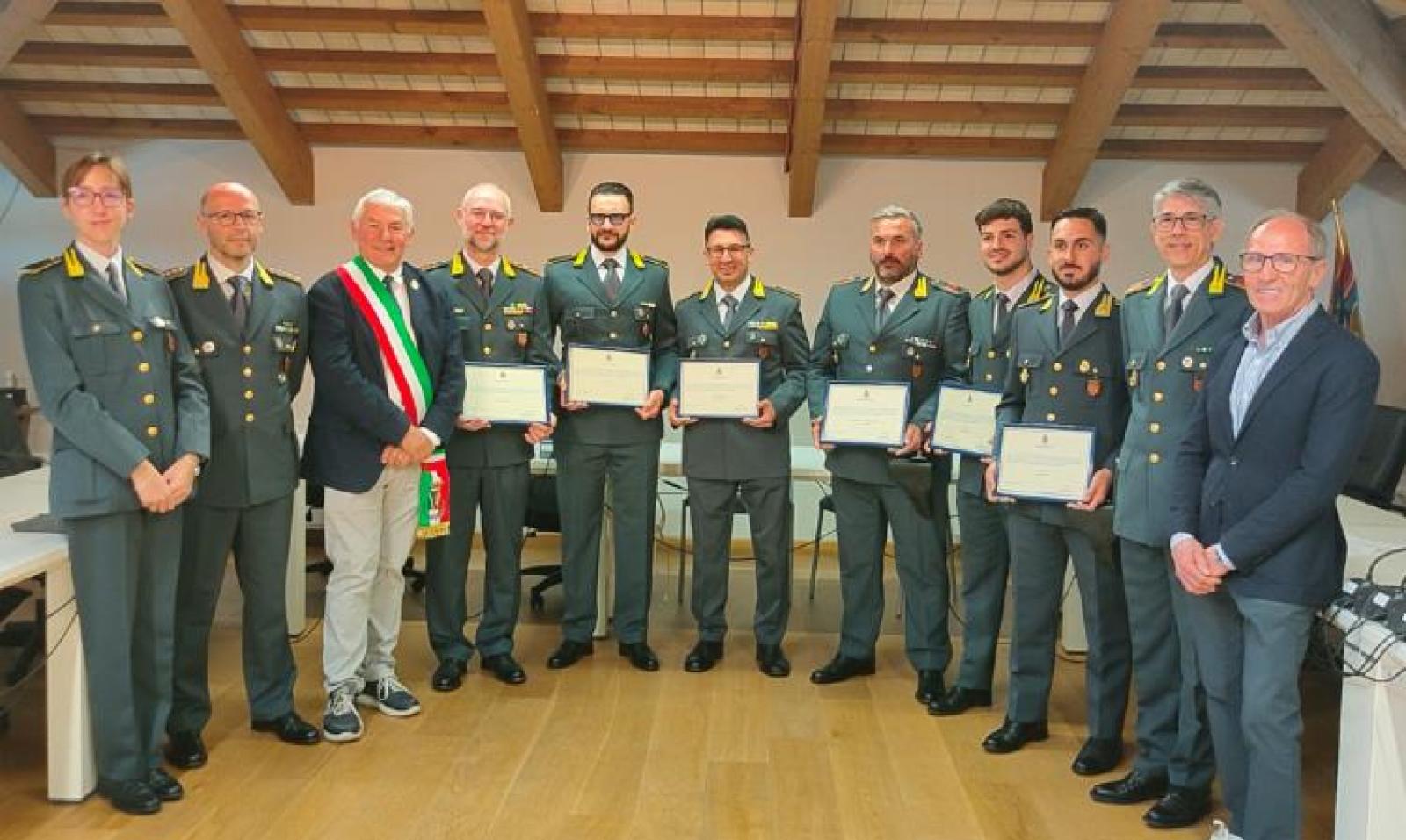 Premiati i sei eroi dell&rsquo;incendio
