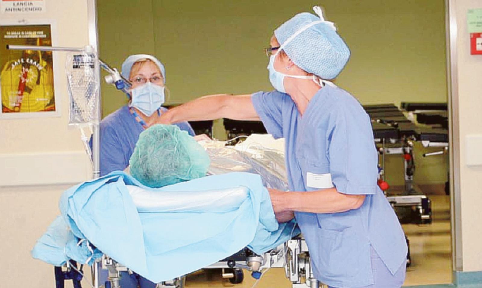 Paziente umiliata, parla la figlia: &ldquo;Contro di noi, un muro di gomma&rdquo;