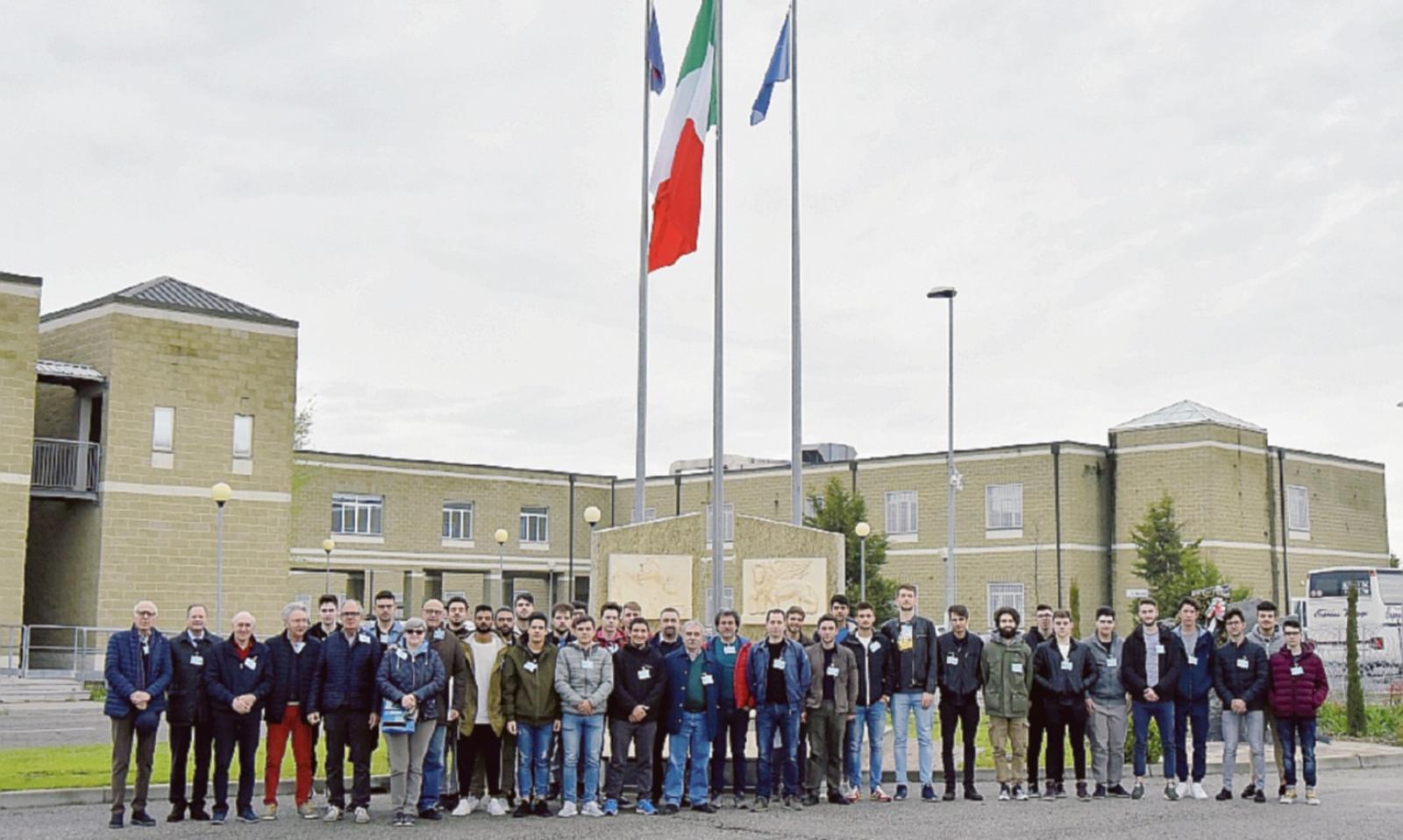 Lezione sui segreti dell&rsquo;Aeronautica