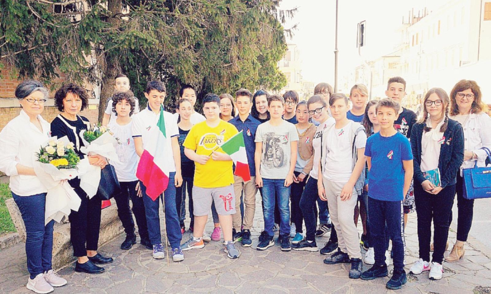 Un&rsquo;aiuola tricolore come bandiera