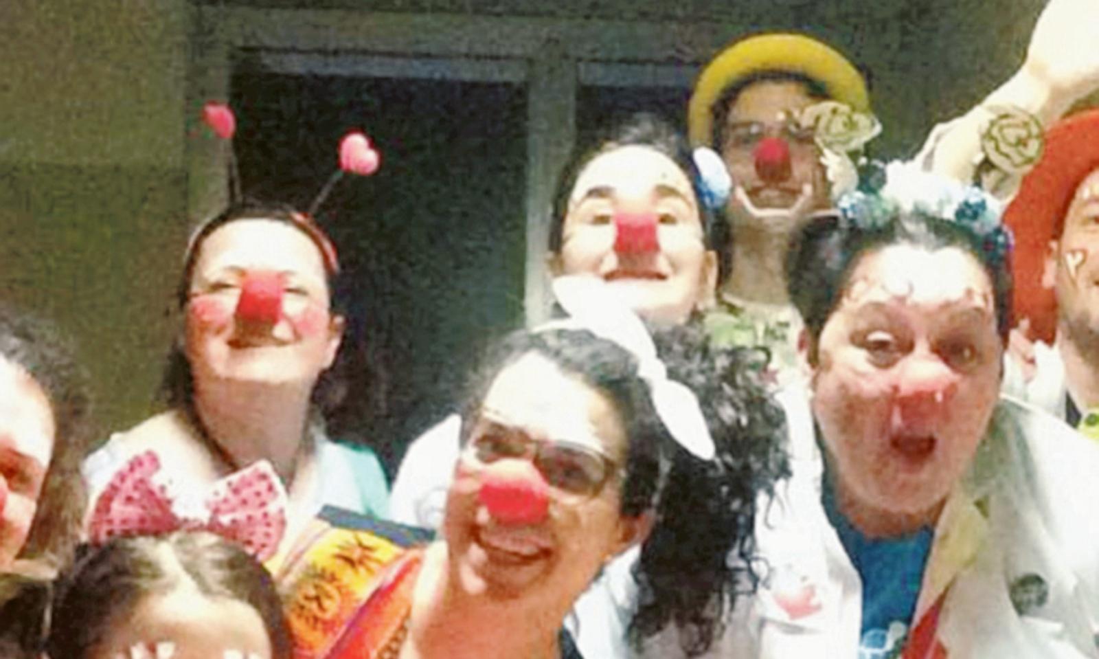 I nostri dottori col naso rosso fanno del bene in Terra Santa