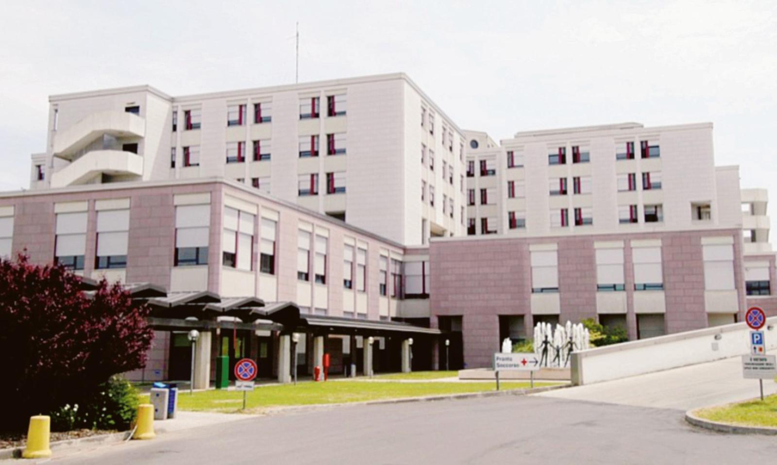 Ospedale, il Comitato. &ldquo;Non ci lasciano esporre il manifesto&rdquo;