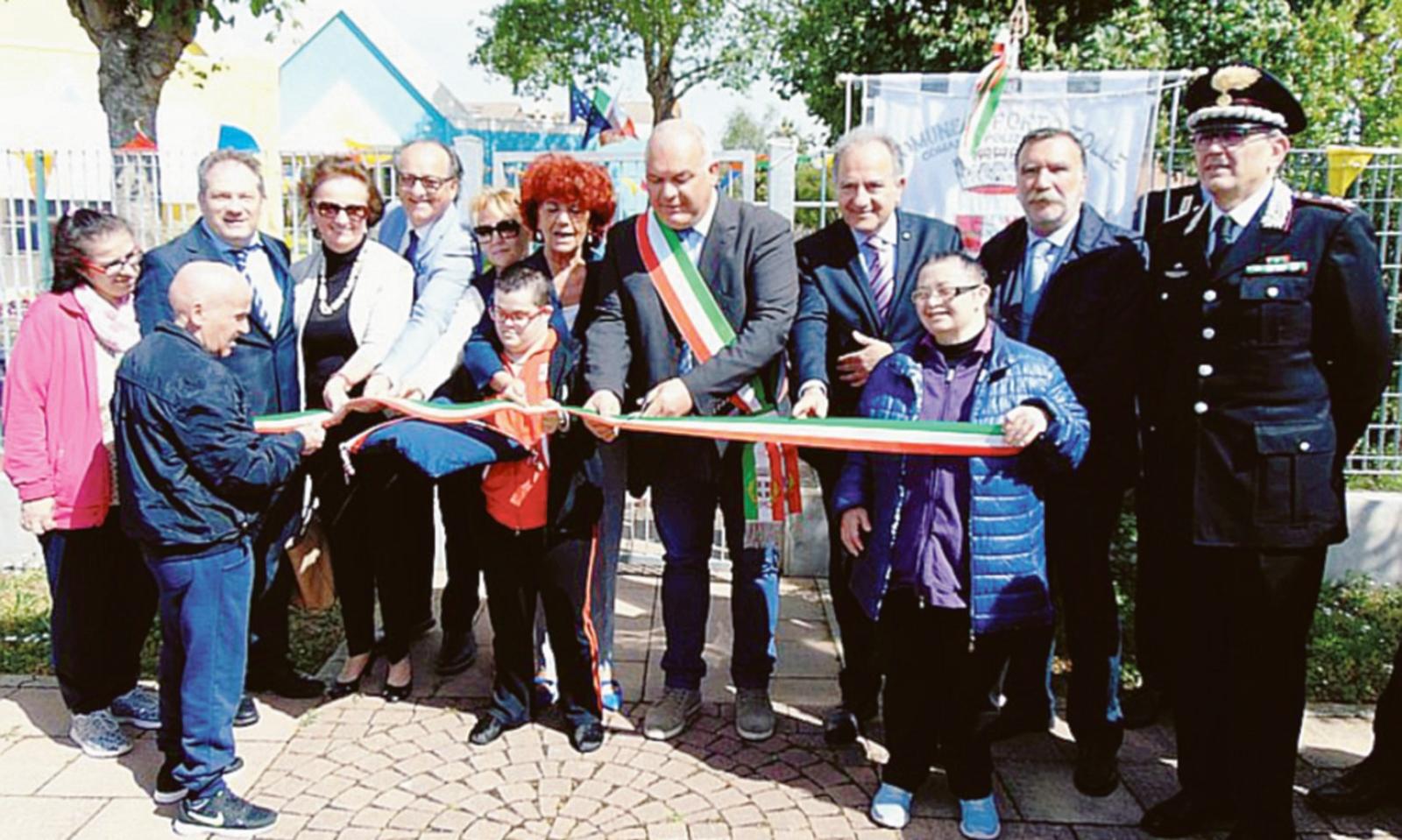 La ministro Fedeli: &ldquo;Investire a scuola crea benessere&rdquo;