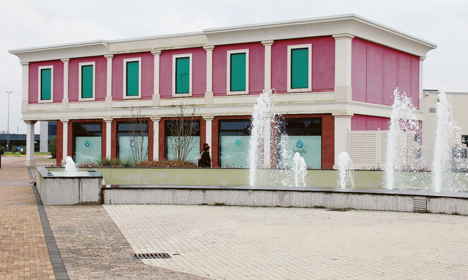 Outlet, promesse da marinaio