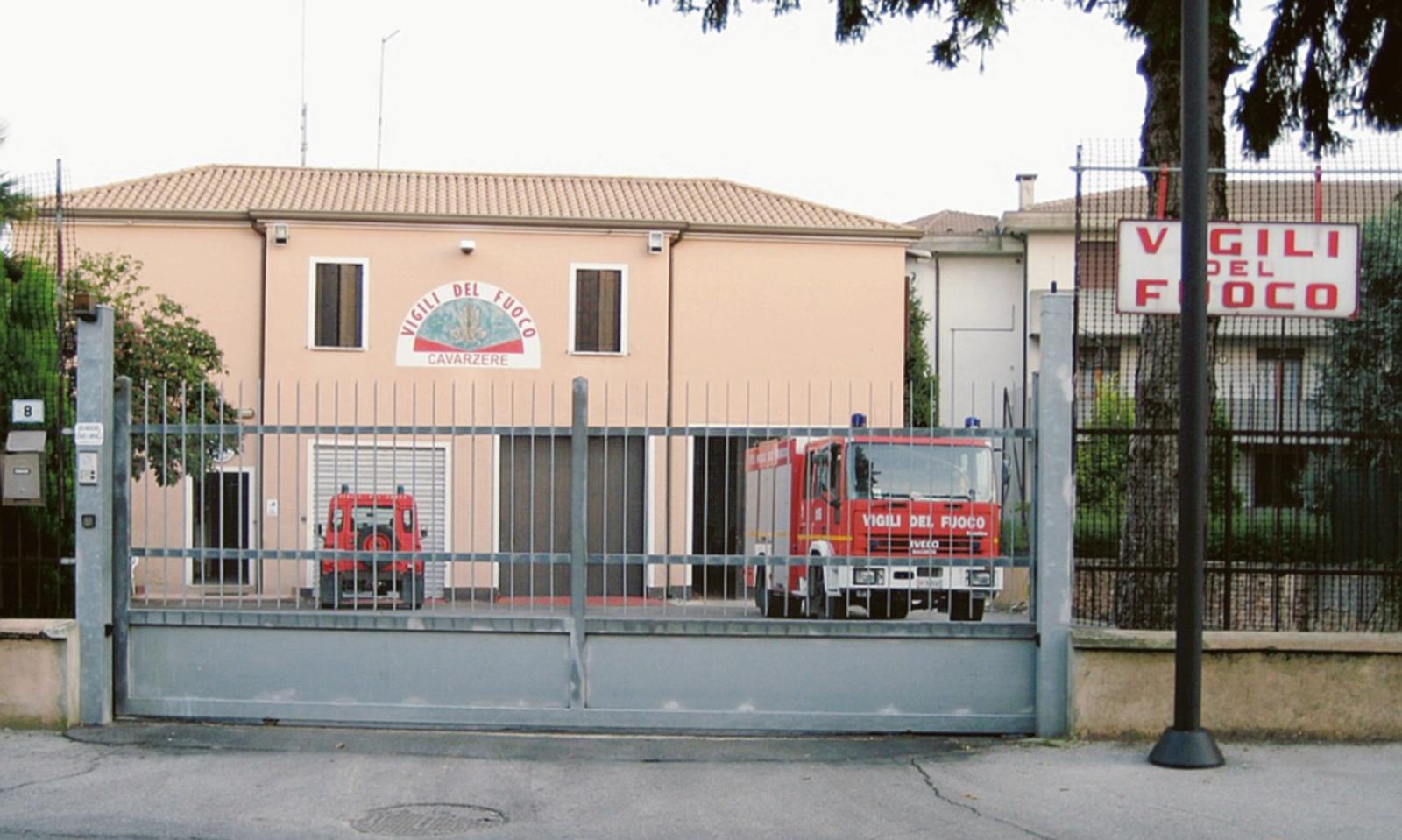 Vigili del fuoco, la caserma &egrave; ancora vuota