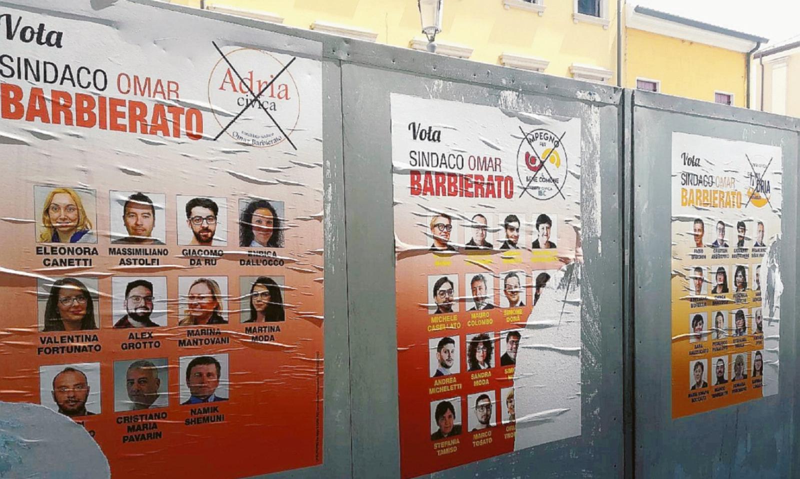 Strappati i manifesti elettorali