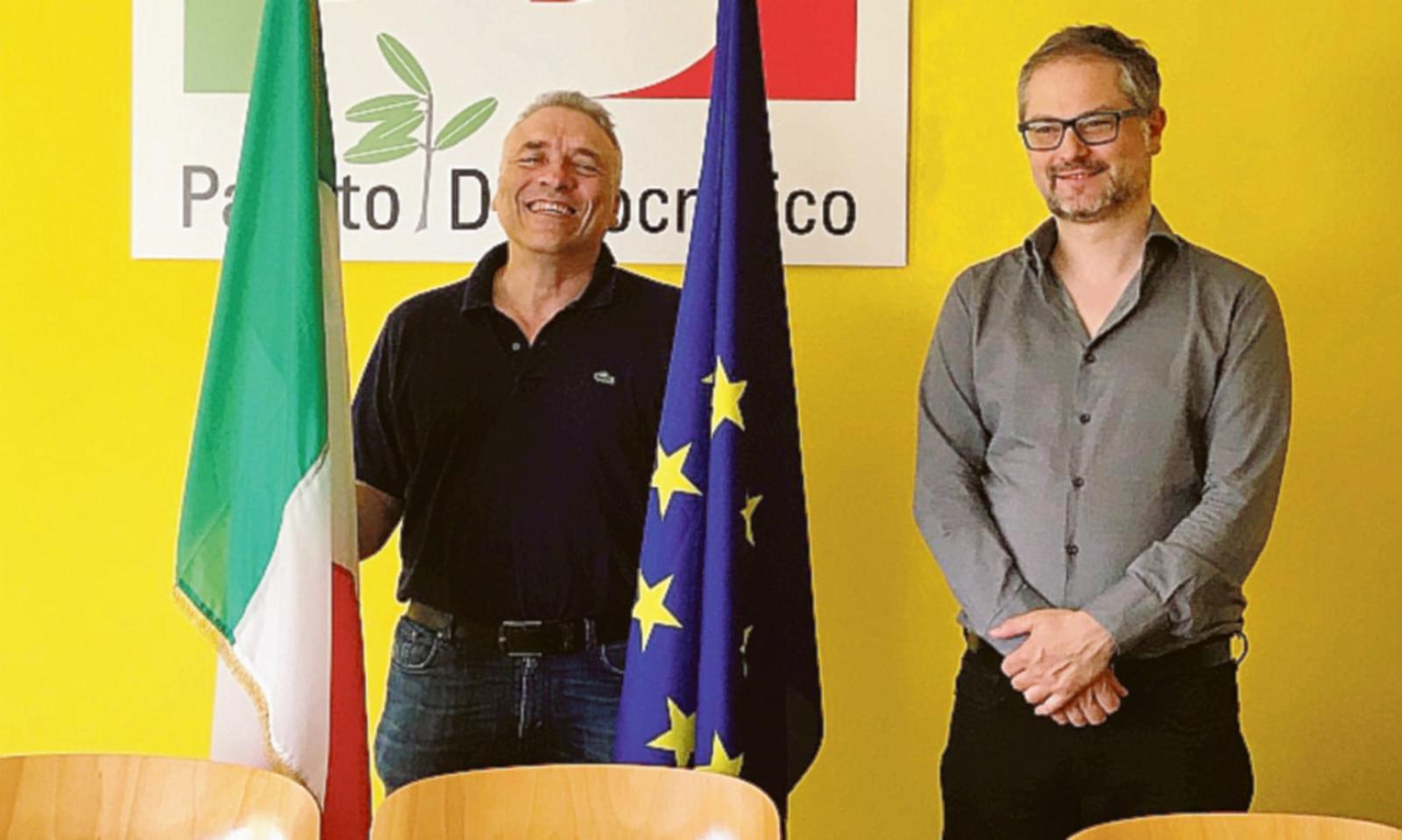 I dem in pullman a Milano dalla parte di Mattarella